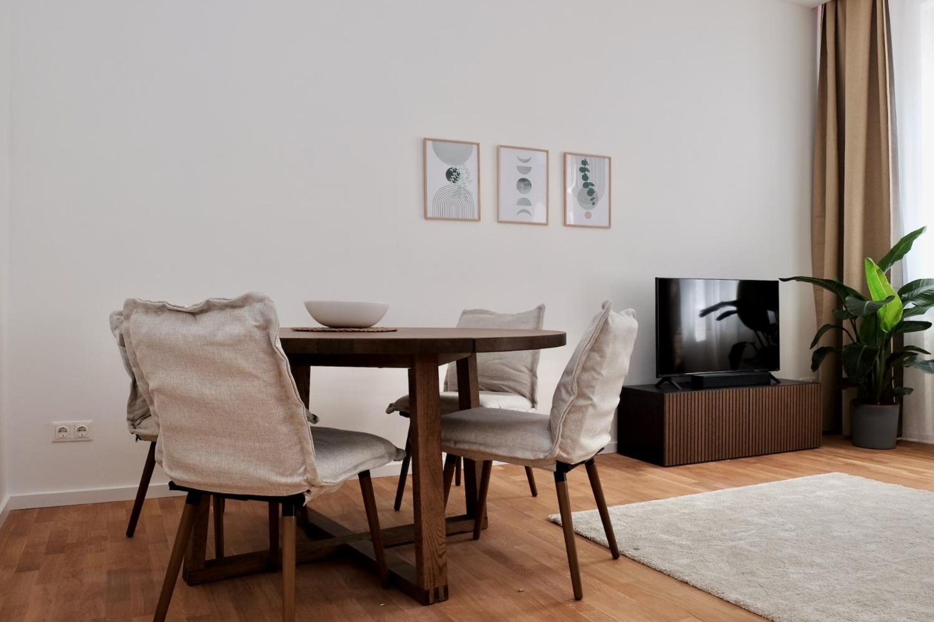 Triple A Apartments Вена Экстерьер фото