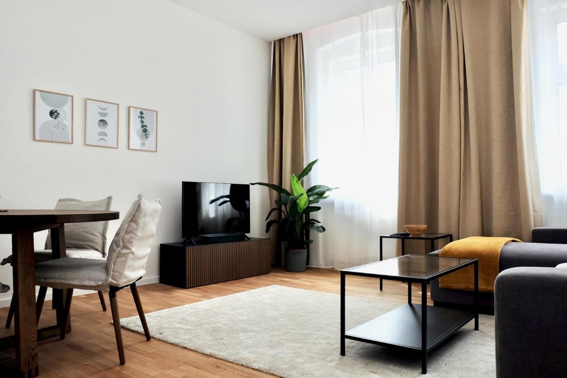 Triple A Apartments Вена Экстерьер фото